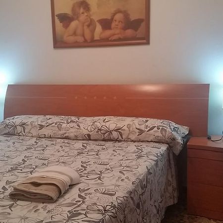 Pasarela Apartment Валенсия Екстериор снимка
