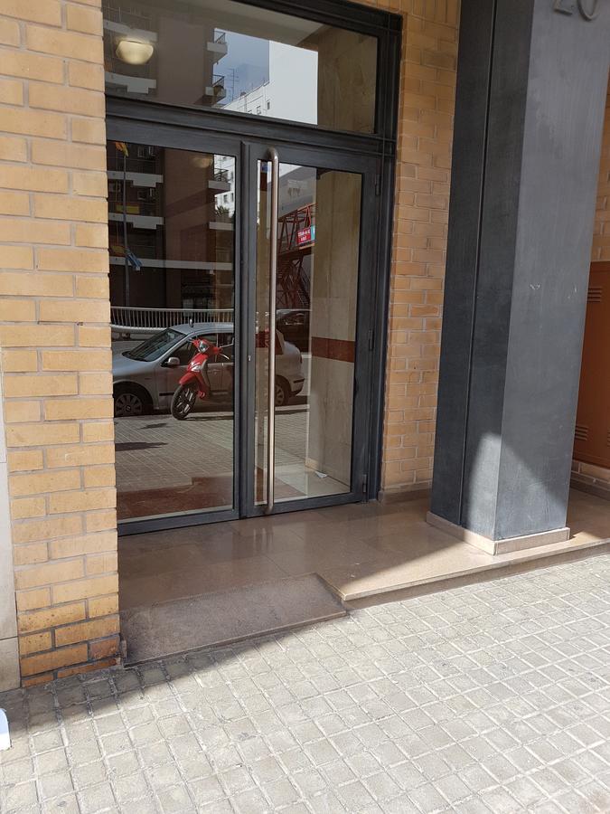 Pasarela Apartment Валенсия Екстериор снимка