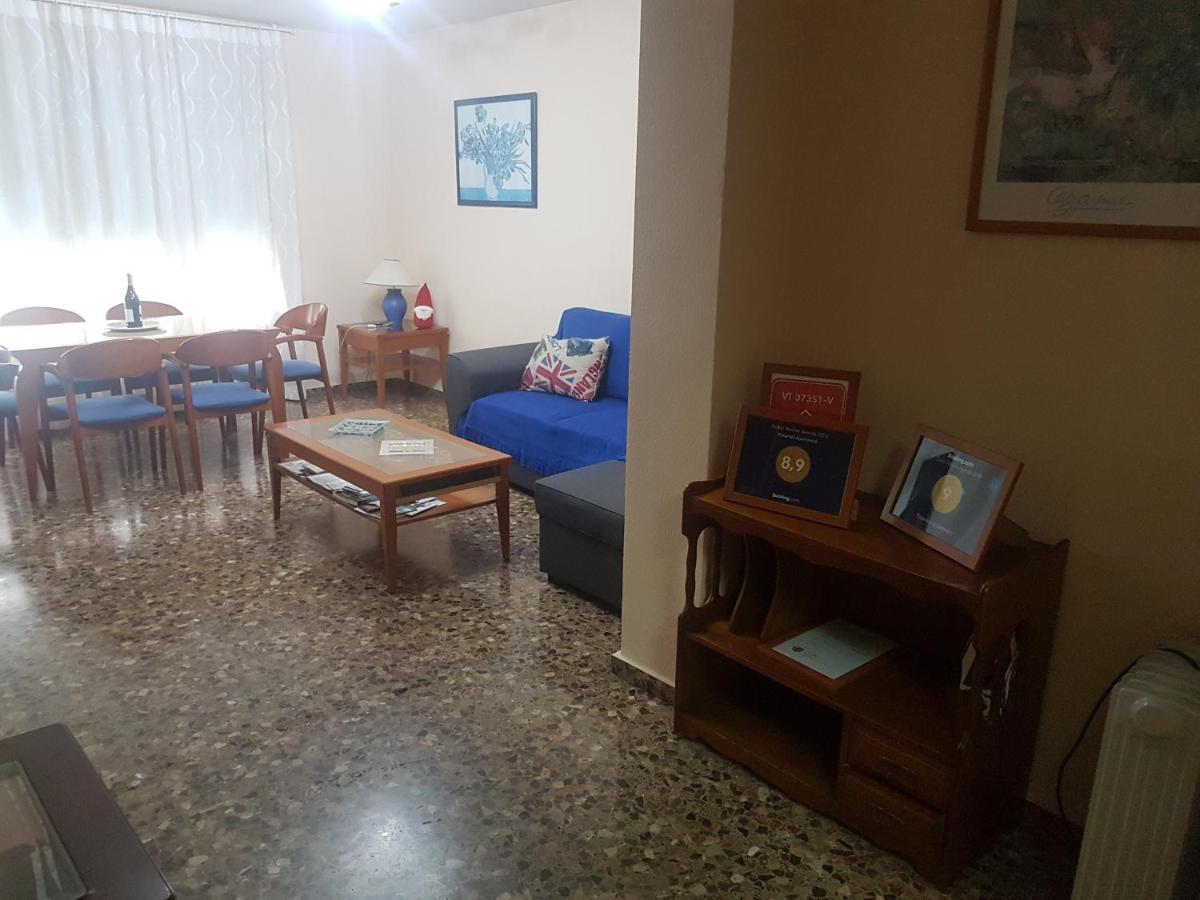 Pasarela Apartment Валенсия Екстериор снимка